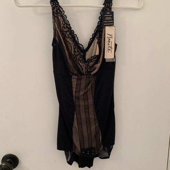 NWT Shaping Bodysuit - Picture 2 of 3